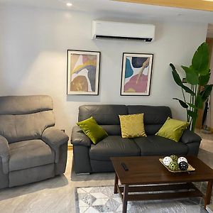 Walking Street Condo Beautiful 1 King Bedroom